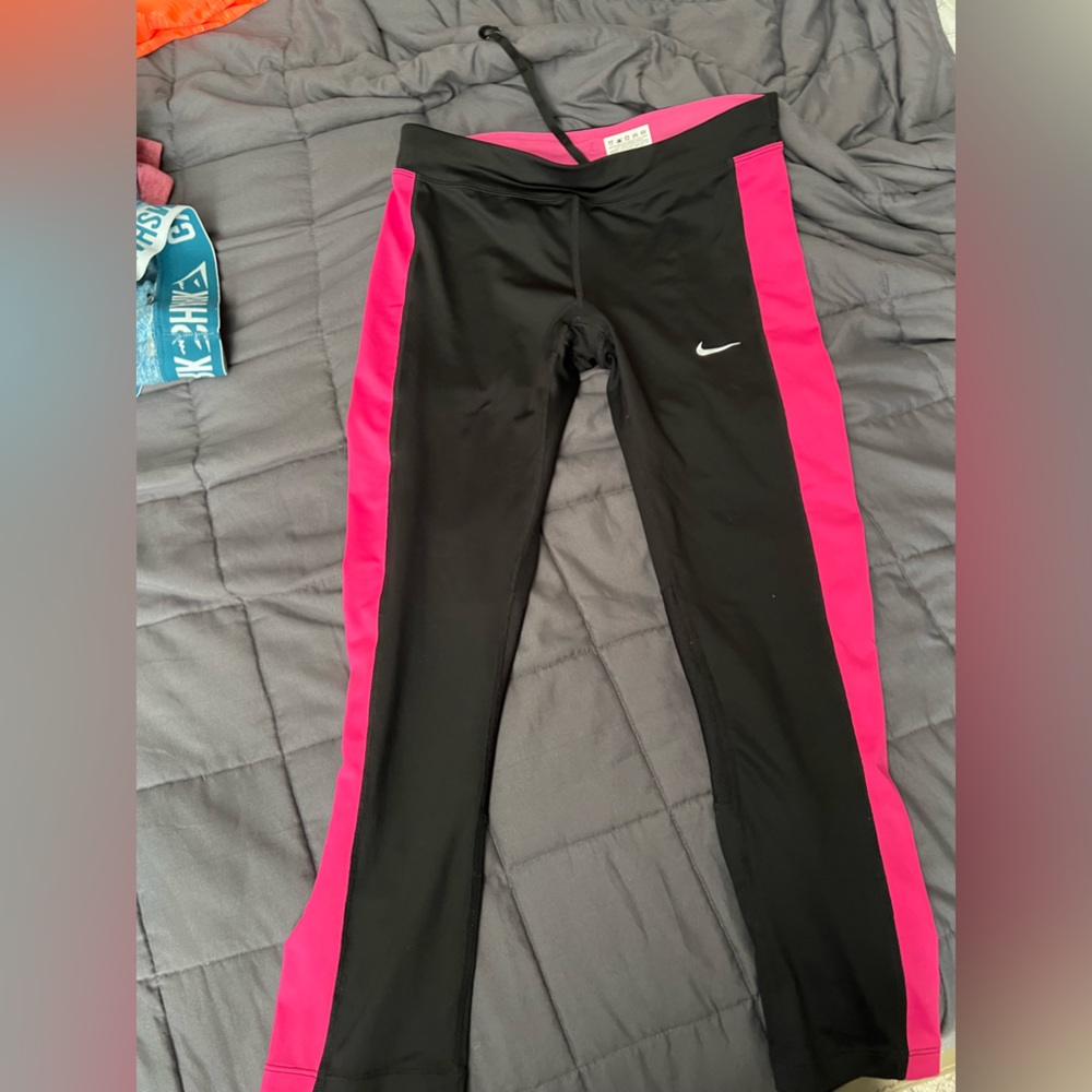 Nike Capris Leggings